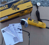 ميني فرز800وات  ديوالت مدل DWE4050